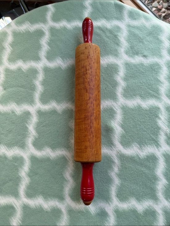 Munising Other - Vintage Munising Red Handle Hard Maple Wooden Rolling Pin - Excellent Condition